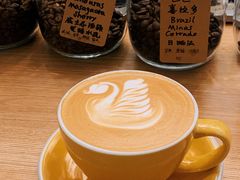 附魔拿铁-COFFEE HOLIC(朝外SOHO店)