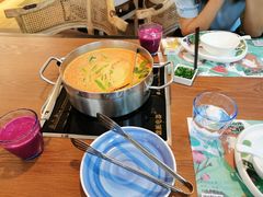 泰式冬阴功锅底-樾餐厅泰式海鲜火锅(民歌湖店)