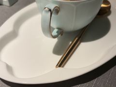 -左庭右院鲜牛肉火锅黑金店(陆家嘴中心店)