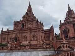 -一寨两国风景区