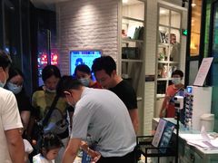 等位区-新宝餐厅(流塘店)