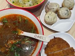 -小杨生煎(金山百联购物中心3楼店)