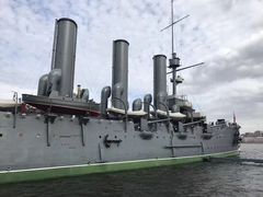 -阿芙乐尔号巡洋舰