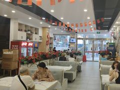 -江城燕子大排档(江汉路步行街店)