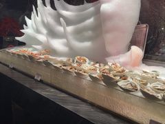 -雍容荟帝王蟹活龙虾展台自助(IFS黑金店)