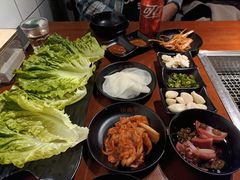 -肉甲韩国木炭烤肉(新壹街1店)