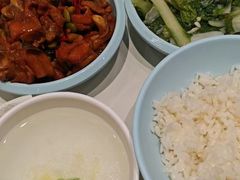 -荣华基·现炒快餐(肇嘉浜路店)