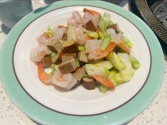 山竹笋凤尾虾-巧克力渔家.小船海鲜胶东菜(万平口店)