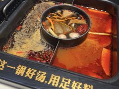 -老牌坊云南鱼豆花火锅(哈西万达店)