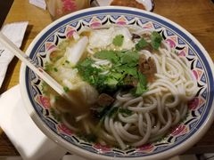 -鑫花溪牛肉米粉(人民广场店)