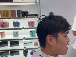-DX HAIR SALON·发现未知美发沙龙