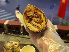 -Bánh Mì Huynh Hoa