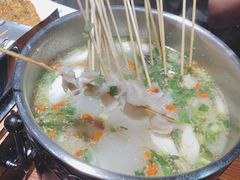 -火枪手串吧·鹤岗小串涮肚(亦庄店)