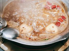 -湊湊火锅·茶憩(打浦桥日月光店)