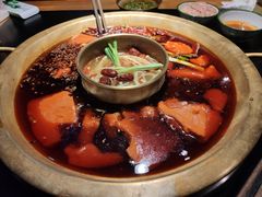 -王婆乔鲜鱼自助火锅(蜀汉路店)
