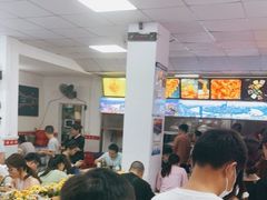 大堂-凤张螺蛳粉·爽口粉(跃进路总店)