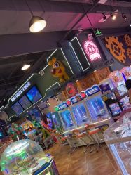-卡通尼乐园(龙湖六合天街店)