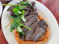 -乌文新澄海卤鹅店