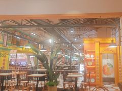 -大食代美食广场(上海中心店)