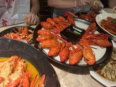 -沪小胖小龙虾(淮海中路旗舰店)