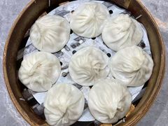 -莱莱小笼·乔艾