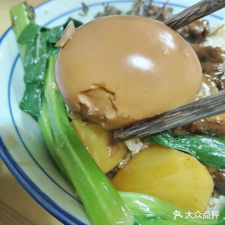 不卖隔夜饭，不卖冷冻肉 免费加牛骨汤，免费加米饭
