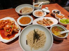 -裕兴记•蟹黄面馆(人民广场店)