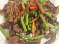 茶树菇炒牛柳-金苑海鲜酒家(新港中路店)