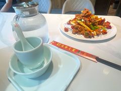 -乔家小院•非遗驴肉•本地小海鲜(滨河路店)