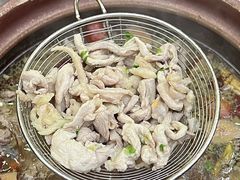 -东记炭炉·海鲜鸡煲(龙华店)