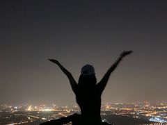 -鬼笑石后山停车场