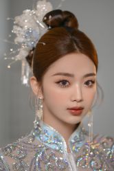 -艾米丽婚纱礼服