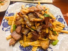 竹笋腊肉-苗湘食府(十年店)