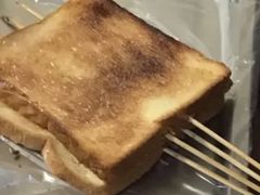 面包片-老红桥炸灌肠牛肚锅烧烤(定福庄店)