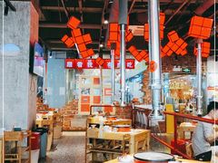 大堂-么肆烤肉·中式自助·烤肉大排档(街道口季佳PAI店)