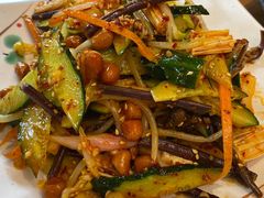 -长寿参鸡汤(朝韩风情街店)
