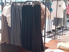-URBAN REVIVO(上海中庚漫游城店)