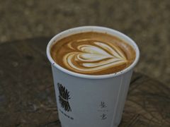拿铁-山野咖啡(之江花园店)