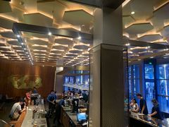 大堂-星巴克臻选(深圳万象天地旗舰店)