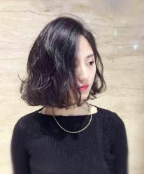 -FRIDAY星期五专业美发沙龙