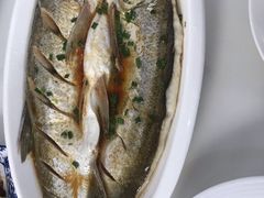 -七的湖·晚芳亭·阳澄湖农家菜·大闸蟹(莲花岛店)