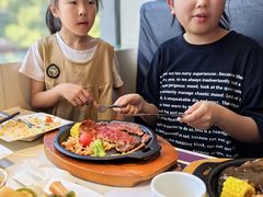 -牛德亨臻牛潮汕火锅(万邦时代店)