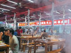 -养牛邓·潮汕牛肉海鲜自助火锅(广州店)