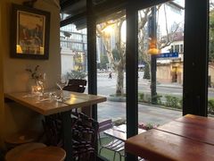 靠窗位-LA  PETANQUE(泰安路店)