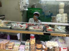 -上海虹口糕团(福州路店)