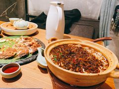 老昆明米线-云水瑶意境云南菜(柏威年购物中心店)