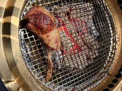 -铭牛烧肉·和牛海鲜自助(高新月牙湖店)