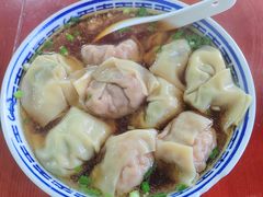 半菜半肉-古徽州馄饨店(宝安路店)