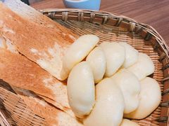 锅边馍馍-有红鸡毛店·川菜(建设路店)