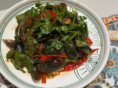 -云海肴·汽锅鸡·云南菜(天山百盛优客店)